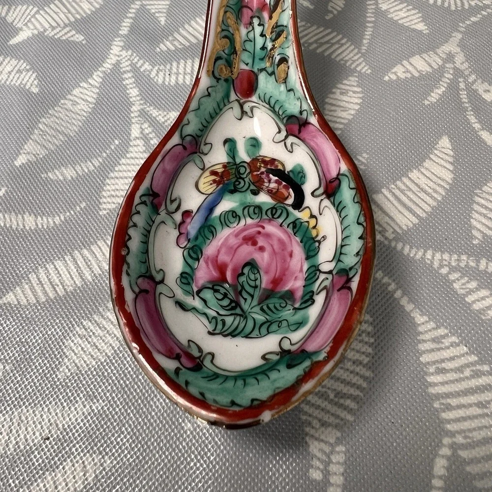 Vintage Japanese Porcelain‎ Soup Spoon Hand Decorated in Hong Kong Pink Teal